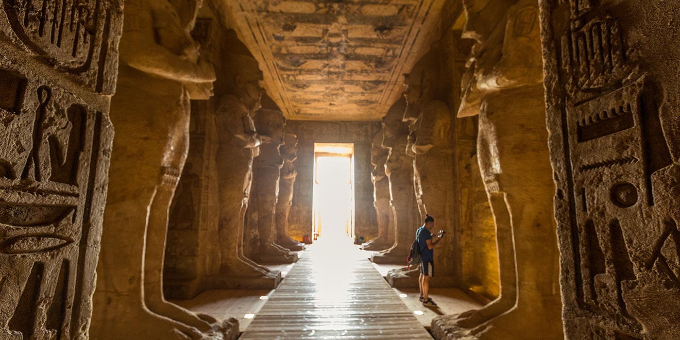 dentro-abu-simbel